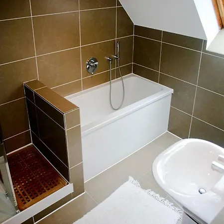 Les Jumeaux - Zwillinge By Interhome